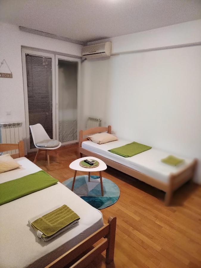 Jani Apartment 2 City Center Скопие Екстериор снимка