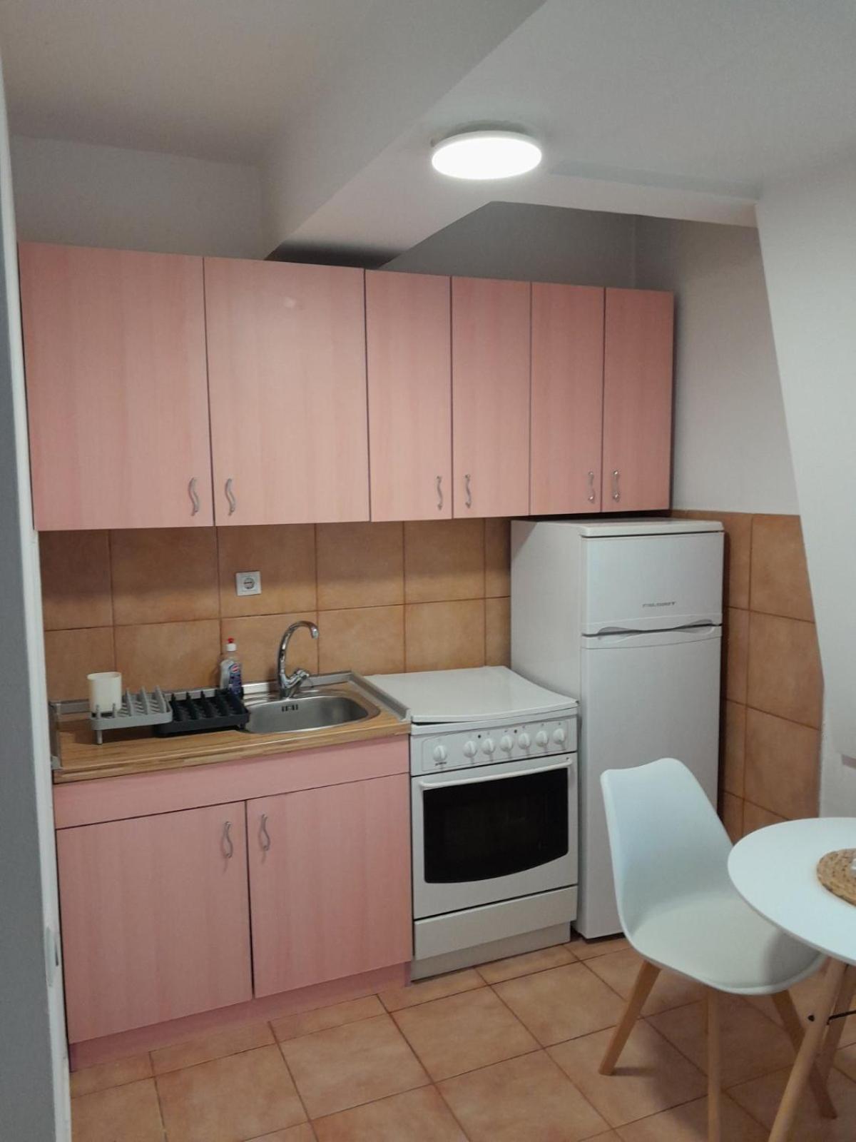 Jani Apartment 2 City Center Скопие Екстериор снимка